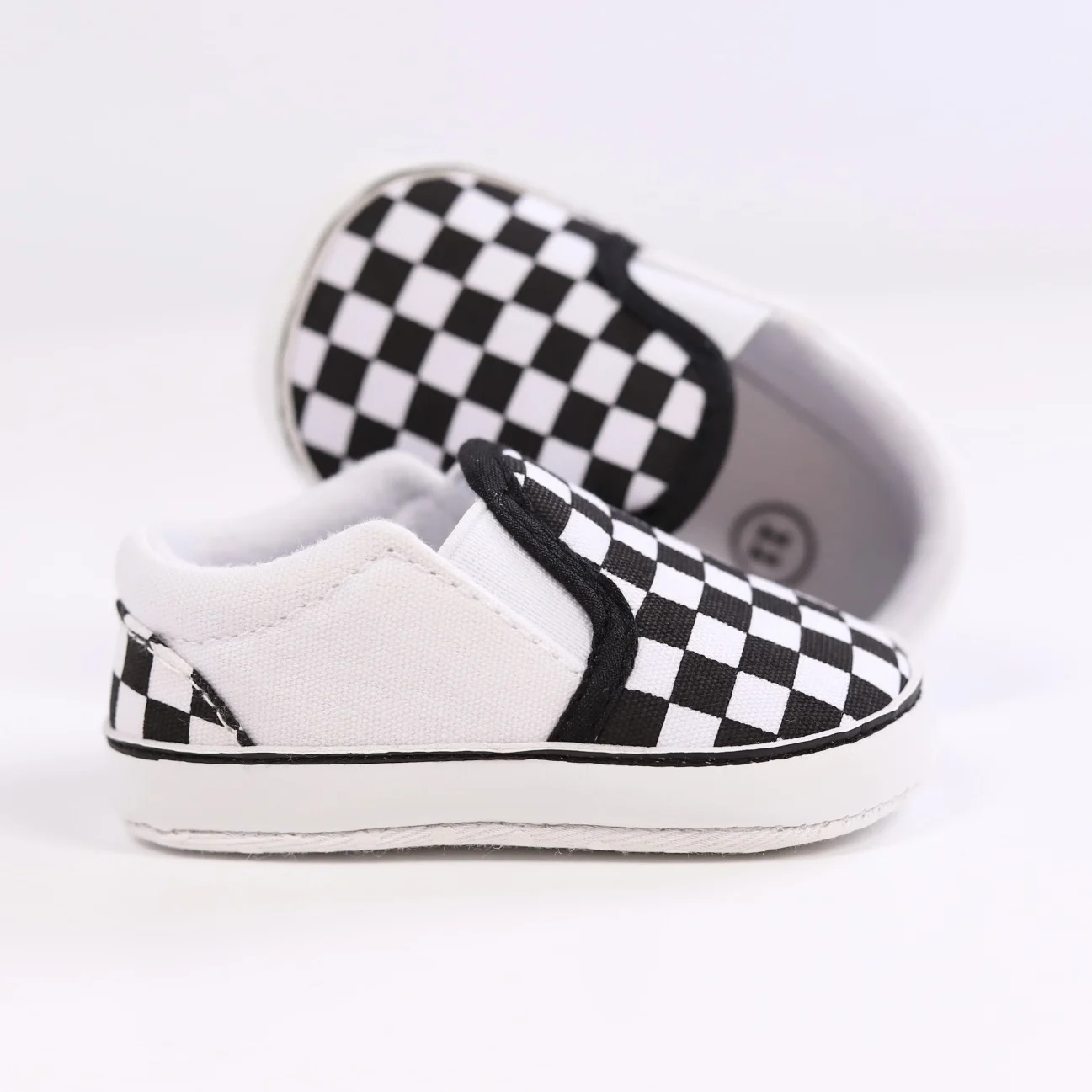 Gender Unisex Baby Toddler Shoes Stylish Plaid Shoes Baby's First Pair of Pre-Step Shoes Comfortable Slip Ons 3