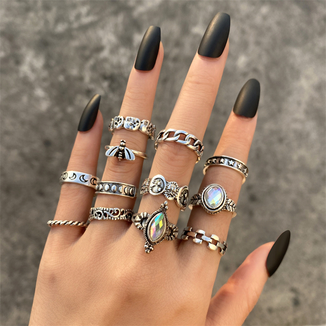 Vintage Rings Set for Women Men Aesthatic Retro Punk Silver Plated Heart Flower Butterfly Chain Finger Ring Jewelry 2022