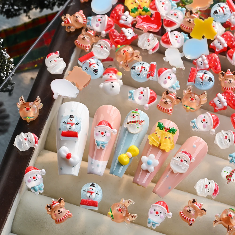 50 Stück 3D Schneemann Elch Weihnachts-Nagelanhänger Cartoon Weihnachtsglocke Socken Harz Nagelkunst Dekoration für DIY Bastelarbeiten Haarschmuck Kindergeschenk – Detail 10