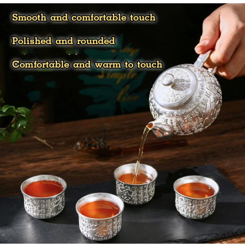 

Элегантная фотография с Gaiwan и чайным подносом