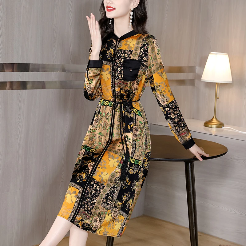 

Autumn Long Sleeved Silk Silk Dress New High-End Retro Printing Loose Large Lady Belt Thin Long Skirt