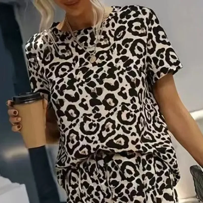 2025 New Fashion Sets For Women 2 Pieces O Neck Leopard Print Short Sleeve Casual Summer Tops  70
