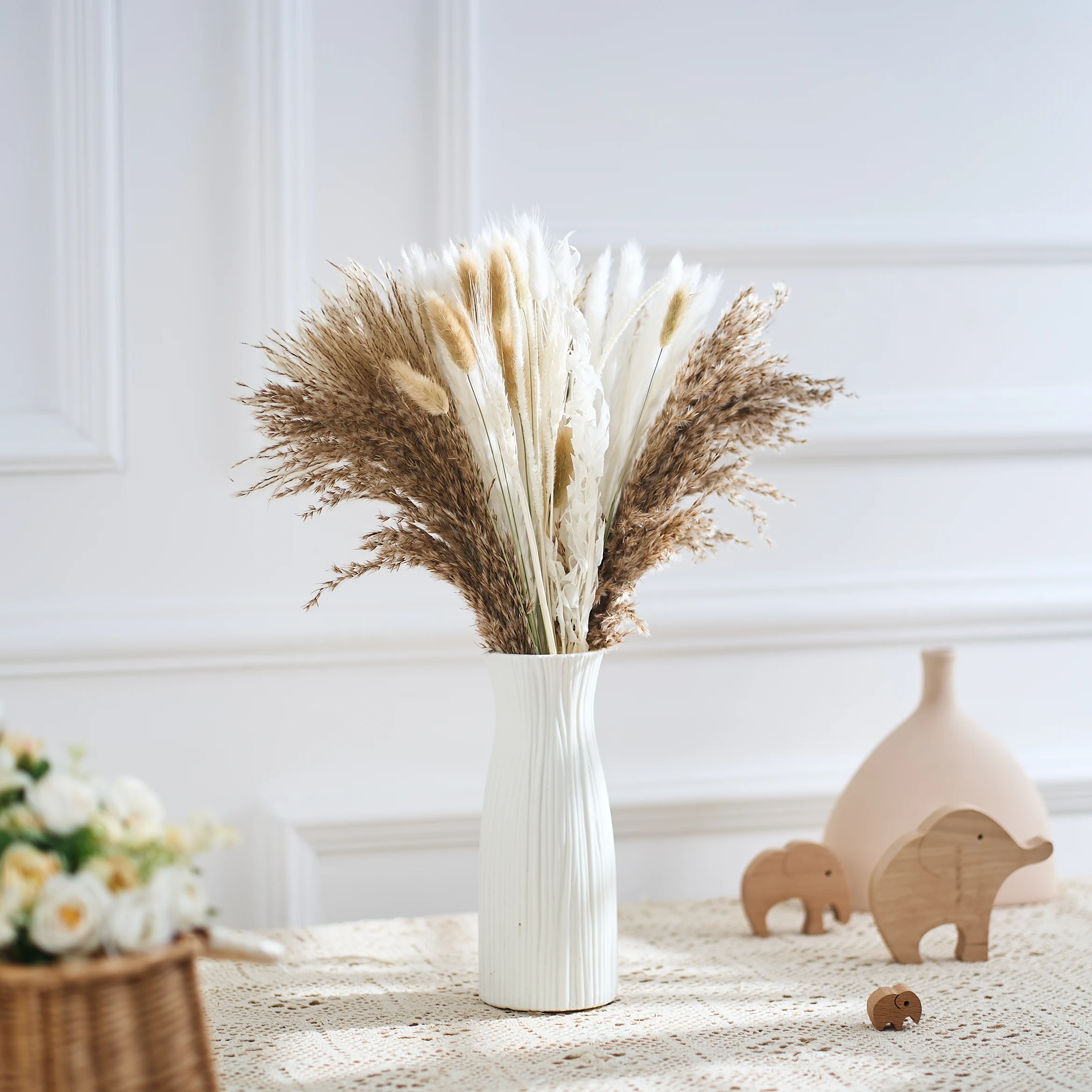 

Natural Pampas Grass Bouquet Decor Long-Lasting Dried Flowers Bouquet for Boho Home Wedding Decor Fall Farmhouse Vase Decoration