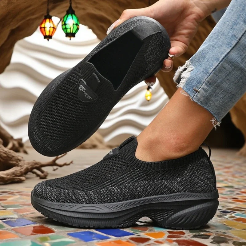 Sneakers Women Fashion Femme Women Shoes New Women Vulcanized Shoes Sneakers Lightweight Thick Bottom Slip on Female Women Shoe