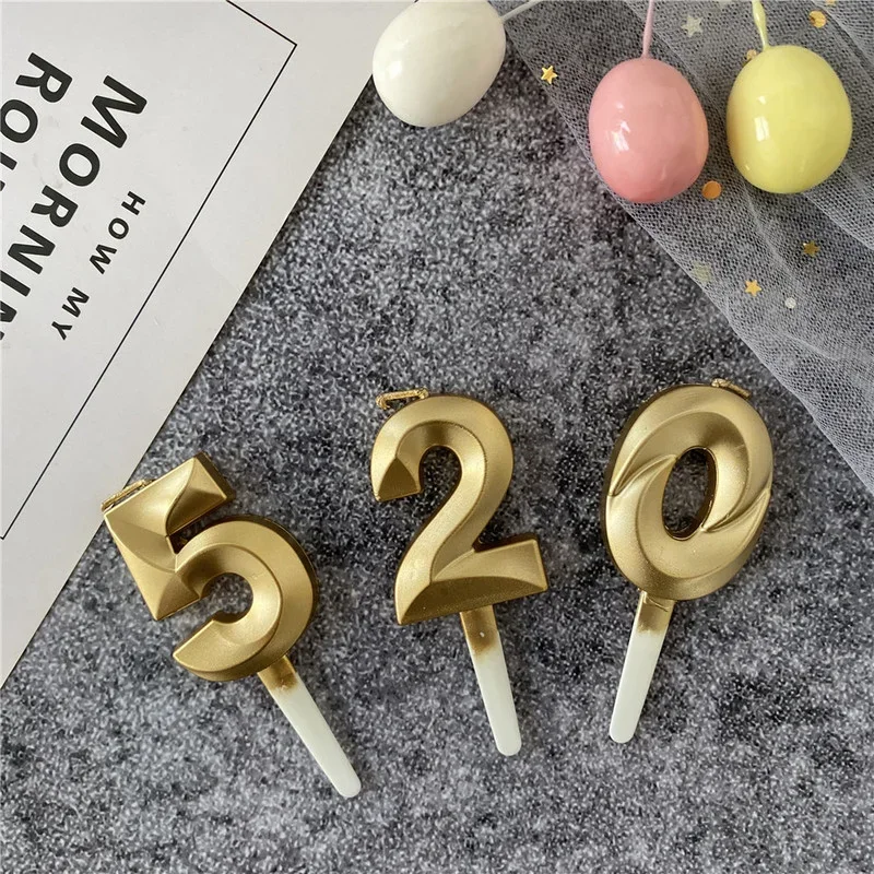 

Celebration Cake Topper Gold Number Candles for Wedding Girl Boy Birthday Party Valentine Day Anniversary Candle Decoration