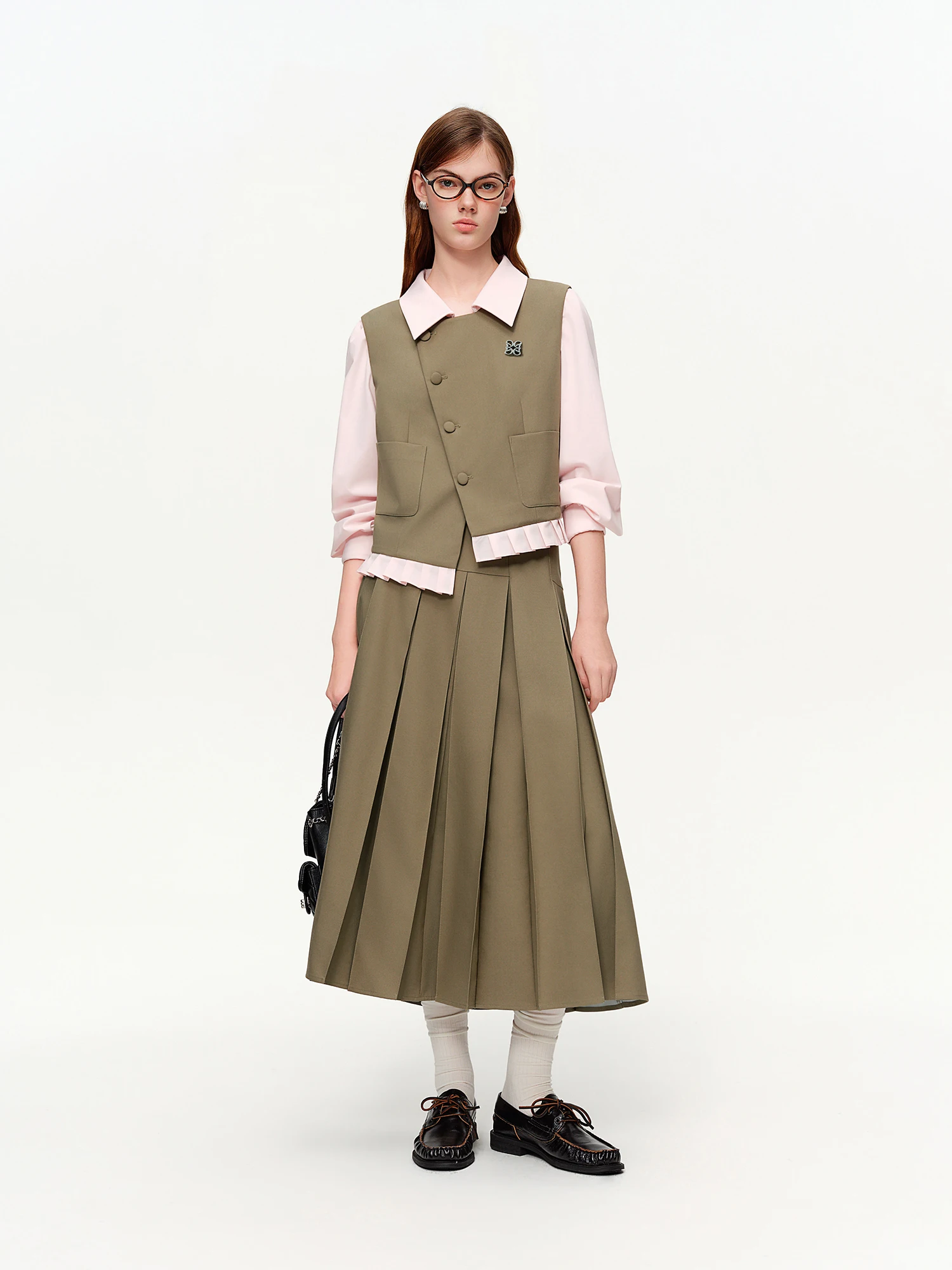 DUSHU Women's College Notes Style Asymmetrical Collar Top and Matching Pleated Skirt Set 2026 Spring New Arrinal Break Outfit