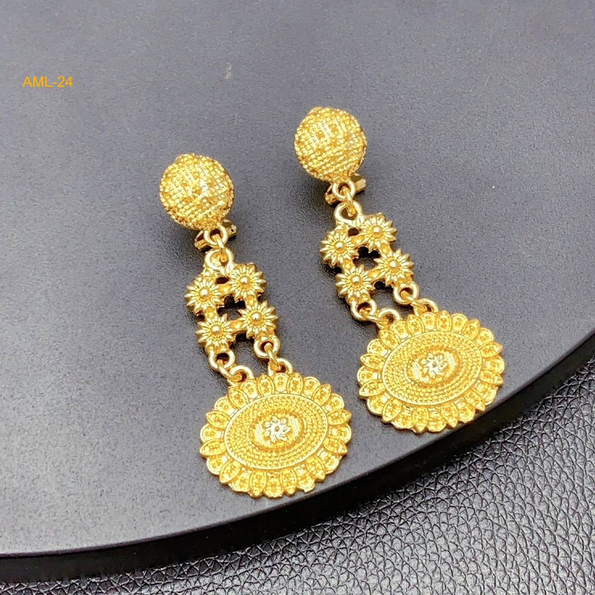 24K Gold Bridal Jewelry Set – Elegant Necklace & Earrings for Weddings and Special Occasions