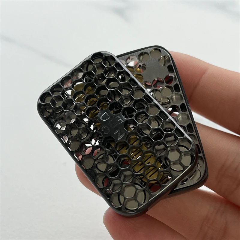 869023_4