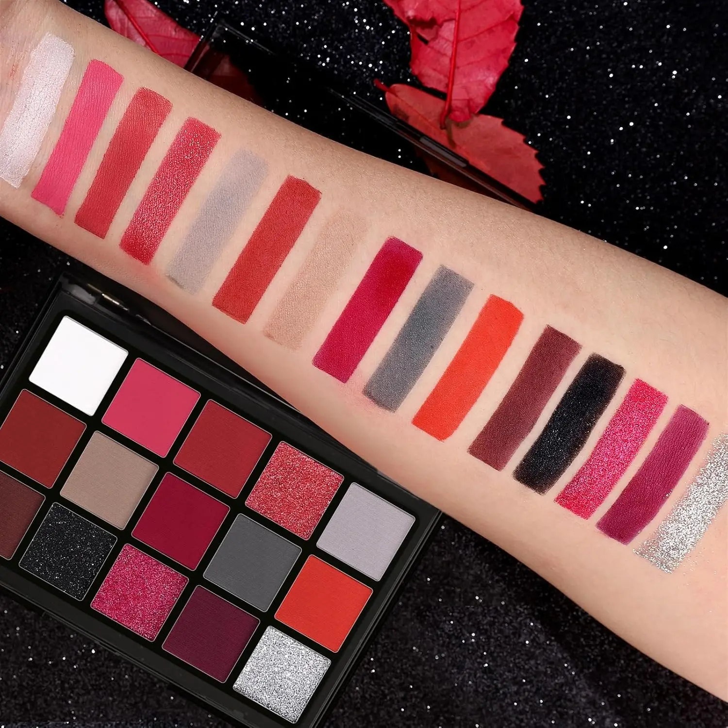 Eyeshadow Makeup Palette 15 Colors for Halloween Christmas Vampire Clown eye shadow eye shadow plate