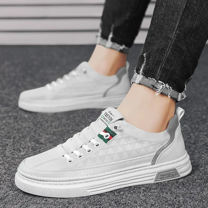2025 nuevos/ zapatos casuales de cuero pequeños zapatos planos/ blancos 5