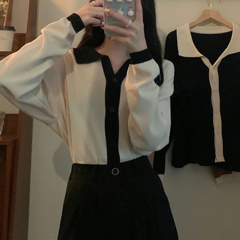 

Женский короткий кардиган с длинным рукавом, свободный трикотажный контрастный черный свитер с высоким воротником и пышными рукавами, осень 2023