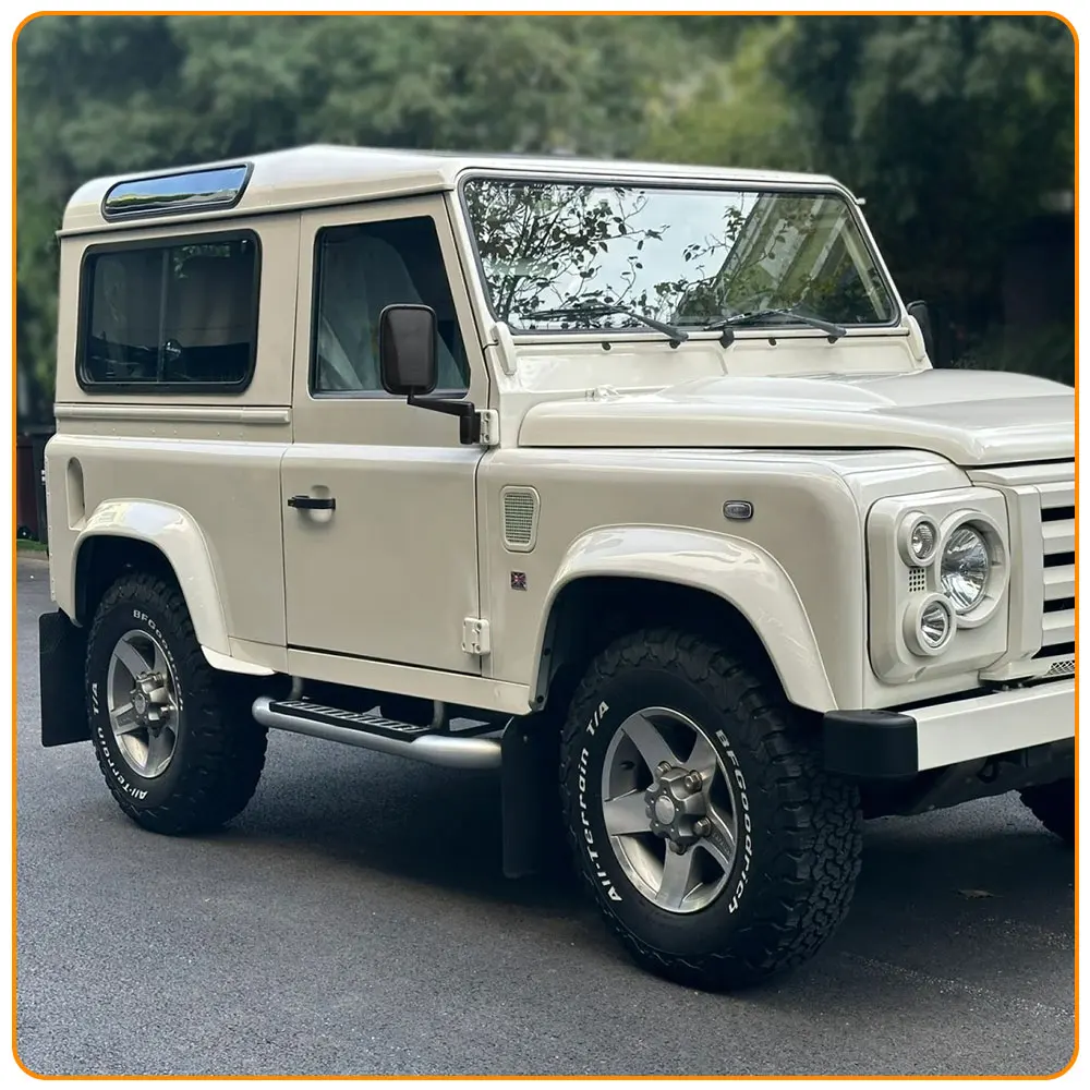 Cream Range Rover Defender