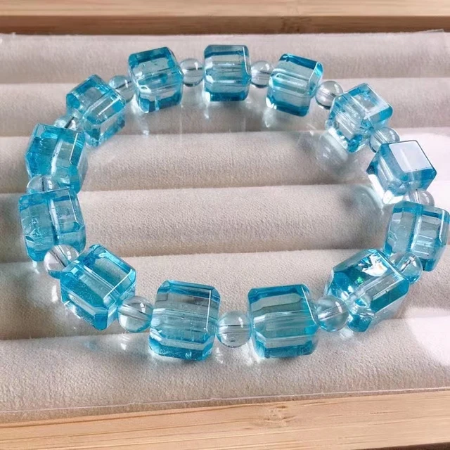 Cube Bracelet, Green Blue Cube Bead Bracelet, Square Bead Bracelet,  Geometric Bracelets, Bracelets Gift for Women, Gold Bracelet, for Her -  Etsy | Geometric bracelet, Bracelet gift, Beaded bracelets