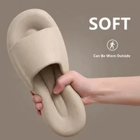 Pantoufles EVA souples pour Couples, pantoufles de maison, de plage en plein air, d'été, tongs de bain pour hommes et femmes, chaussures antidérapantes à semelle épaisse, nouvelle collection 1