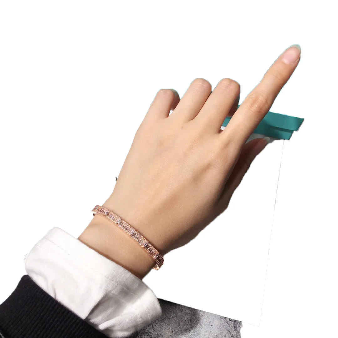 2022 Hot Trend Brand Luxury Shiny Horse Eye Rectangular Diamond Bracelet Gold Rose Gold SilverEveryday Wear, Party, Birthday