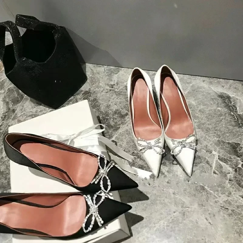 

2024High heeled women's slim heels, spring and autumn silk satin, rhinestone bow and pointed toe