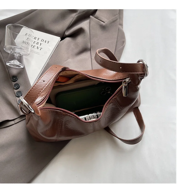 Sac à bandoulière tendance pour femmes sous les aisselles 2024, nouvelle version coréenne à la mode, simple, grande capacité, pour le travail et les déplacements_voghion.com
