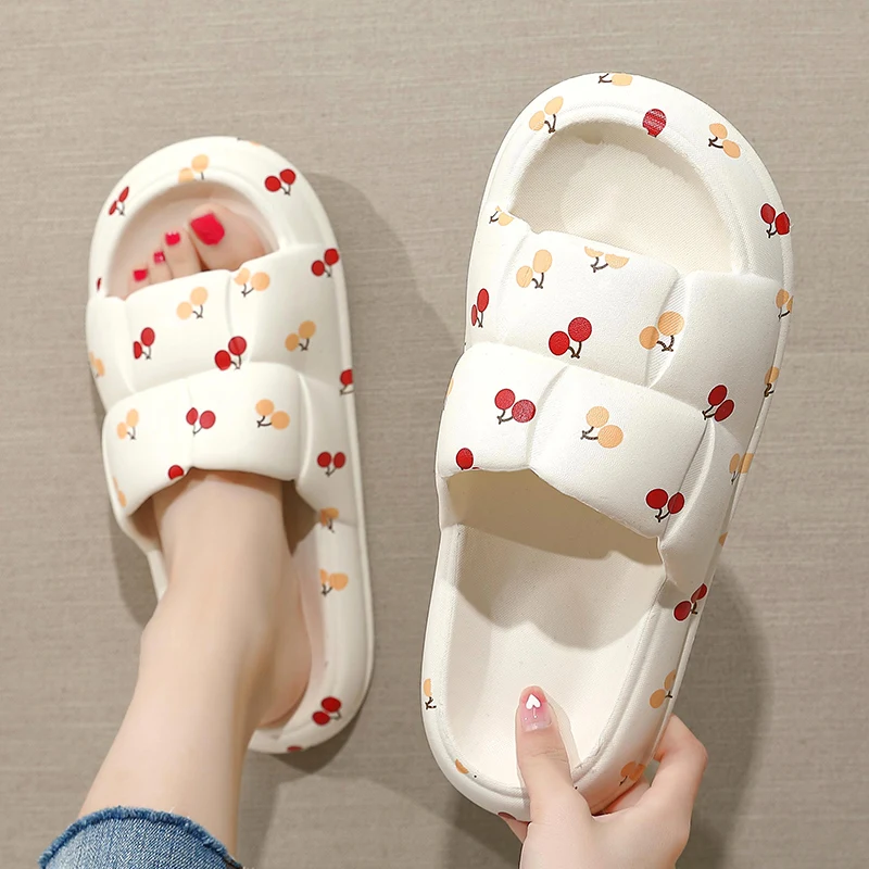 Outdoors Summer Women Men's Slippers Soft Thick Sole Non-slip Flat Sandals Leisure EVA Beach Cartoon Home Slides Ladies Shoes comfortable indoor slippers Indoor Slippers