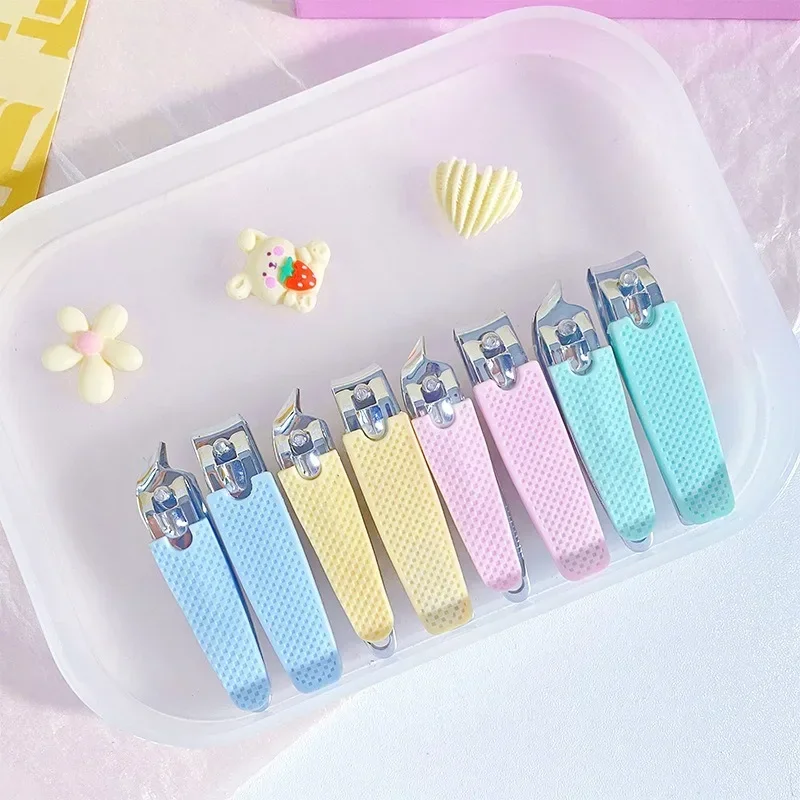 Nail Clipper Trimmer Silicone Sleeve Anti Drop Flat Diagonal Ins Style Student Portable Cute Baby Care