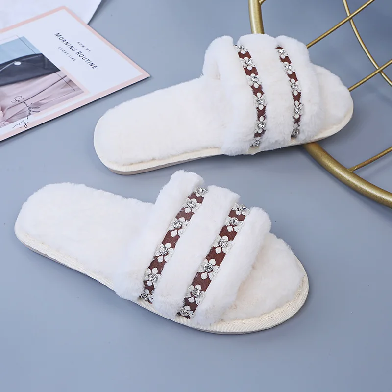 Winter Luxury Rhinestone Women Warm Fur Slippers Cozy Fluffy Furry Slides Crystal Flat Indoor Design Home Shoes Ladies
