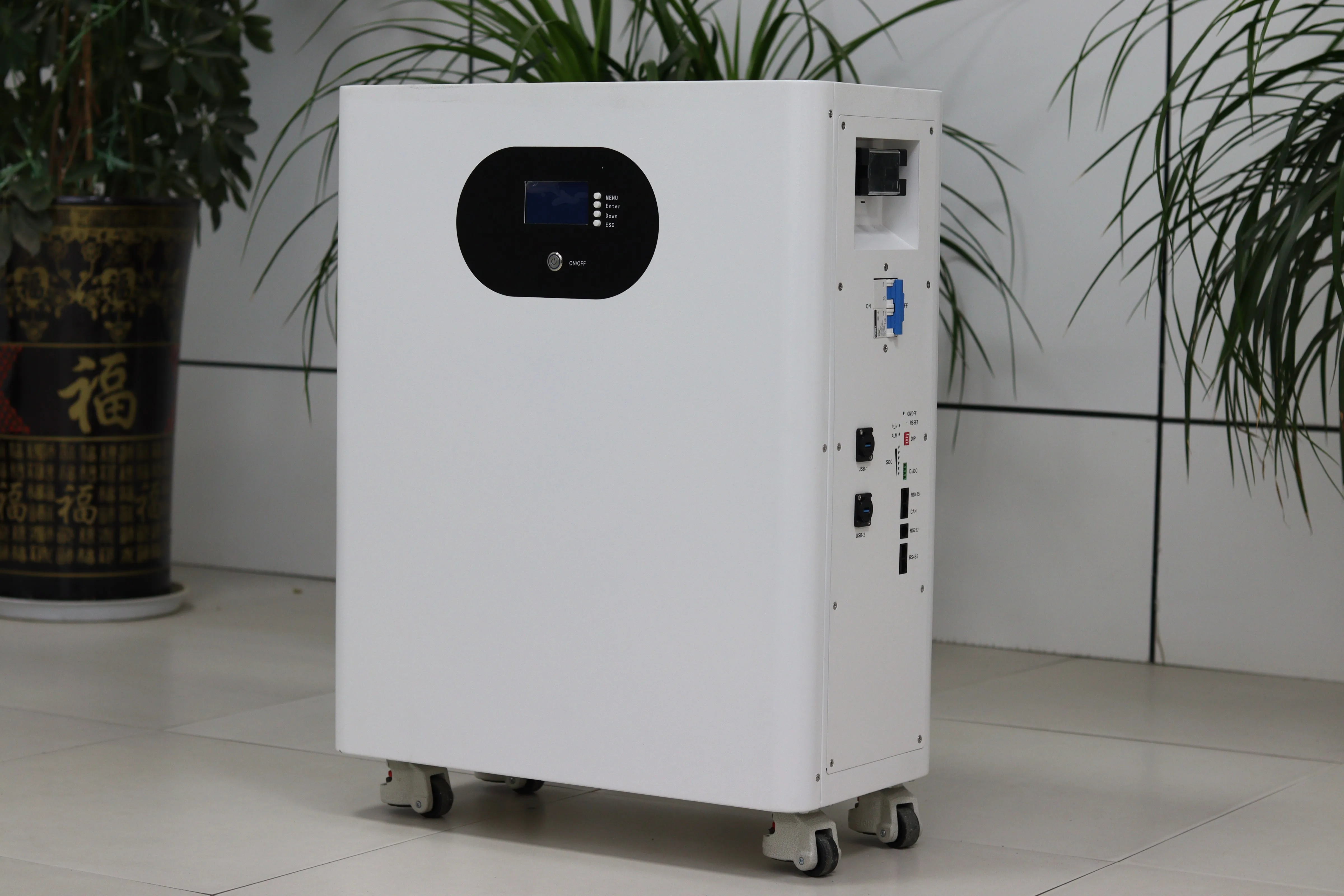 15KWH 스마트 BMS 휠 타입 가정용 에너지 저장 배터리 100Ah 200Ah 300Ah UPS 기능 블루투스 CAN 통신 TUV 인증