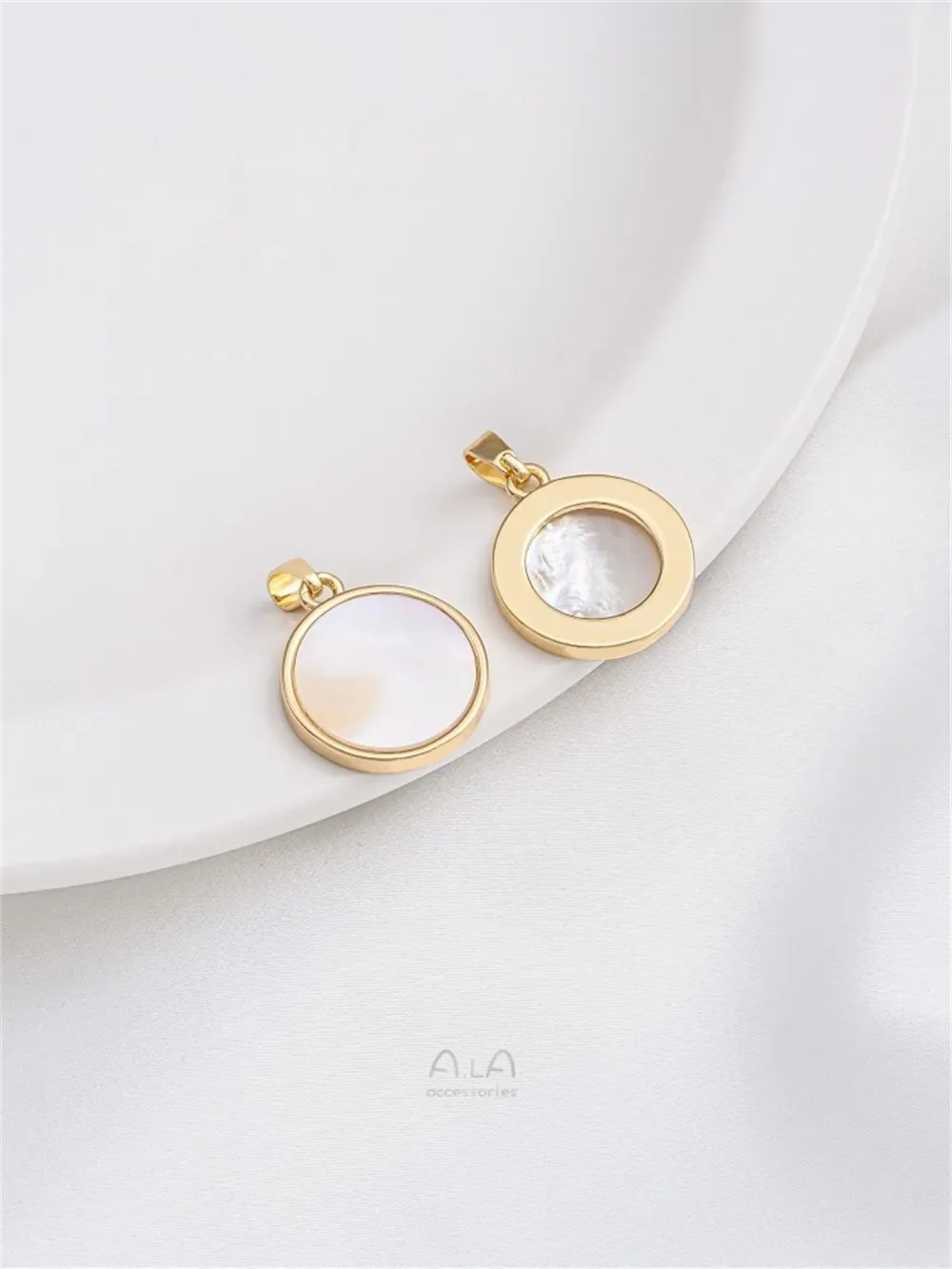 14K 금 채워진 끈적한 천연 쉘 사각형 행태그, 원형 불규칙한 타원형 참 펜던트, DIY 쥬얼리 액세서리 K589