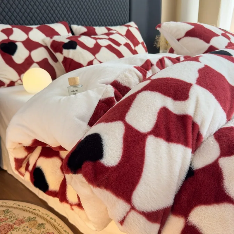 2025 new simple and cute polka dot milk fleece bed four-piece set autumn and winter thickened warm bedding four-piece set 5