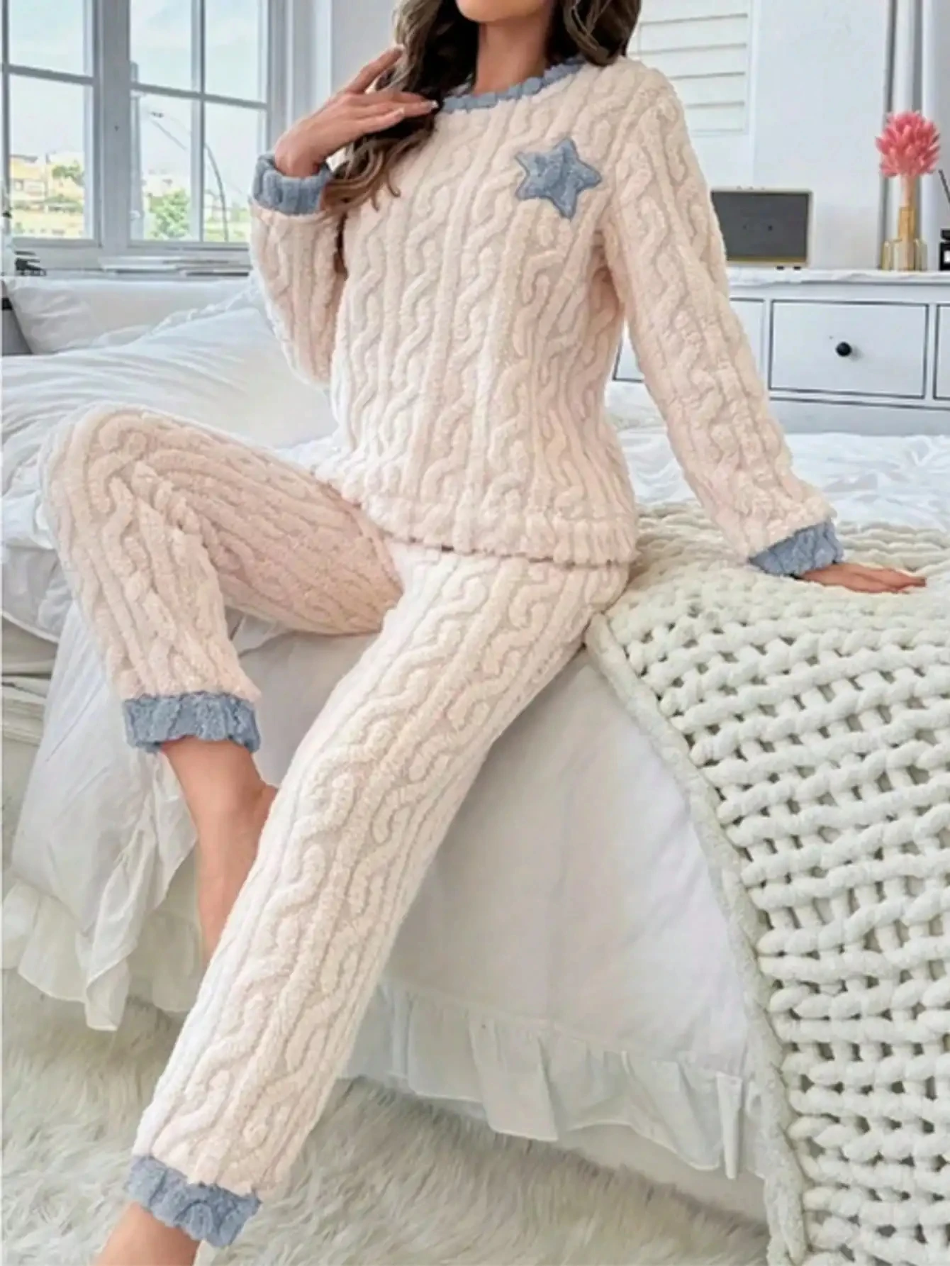 Women's Cozy Plush Cable Knit Fleece Pajama Lounge Set S78e7bf33a7fb43ea91436fa1e5e85abaK