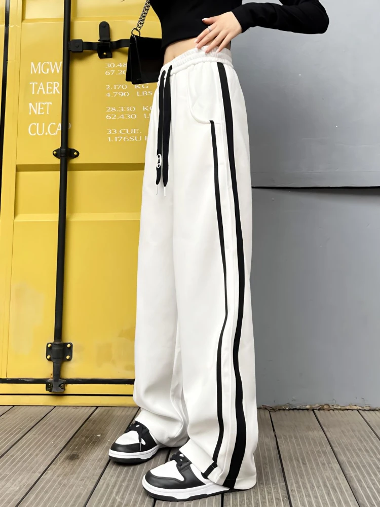 QWEEK Baggy Pants Women Korean 2023 Autumn Y2K Retro Streetwear Striped Sweatpants Hippie Vintage Harajuku Oversize Trousers qweek y2k fairycore grunge blue jeans women korean fashion egirl denim flare pants female 90s vintage retro oversized trousers