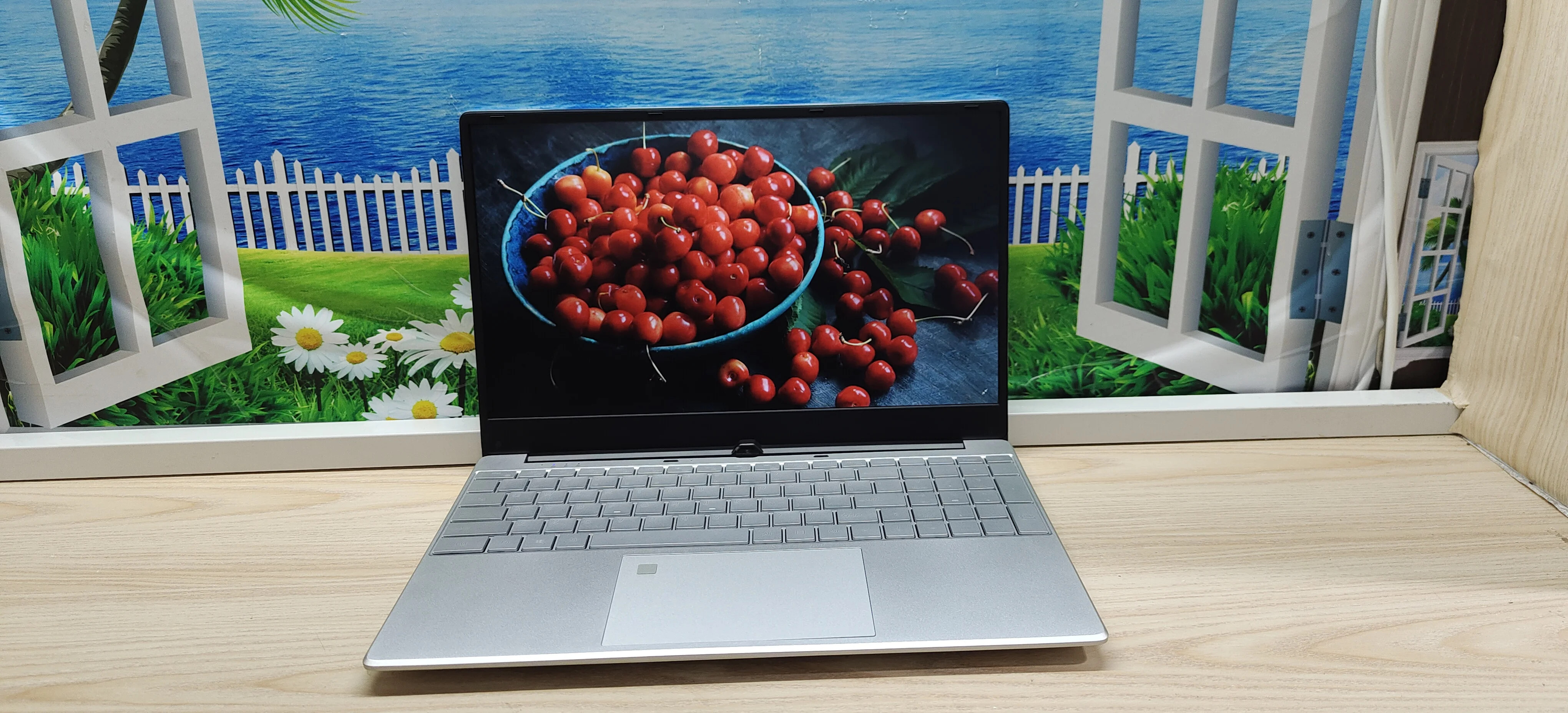 15 6 10 8G RAM 128G 256G 15 6 10 8G RAM 128G 256G