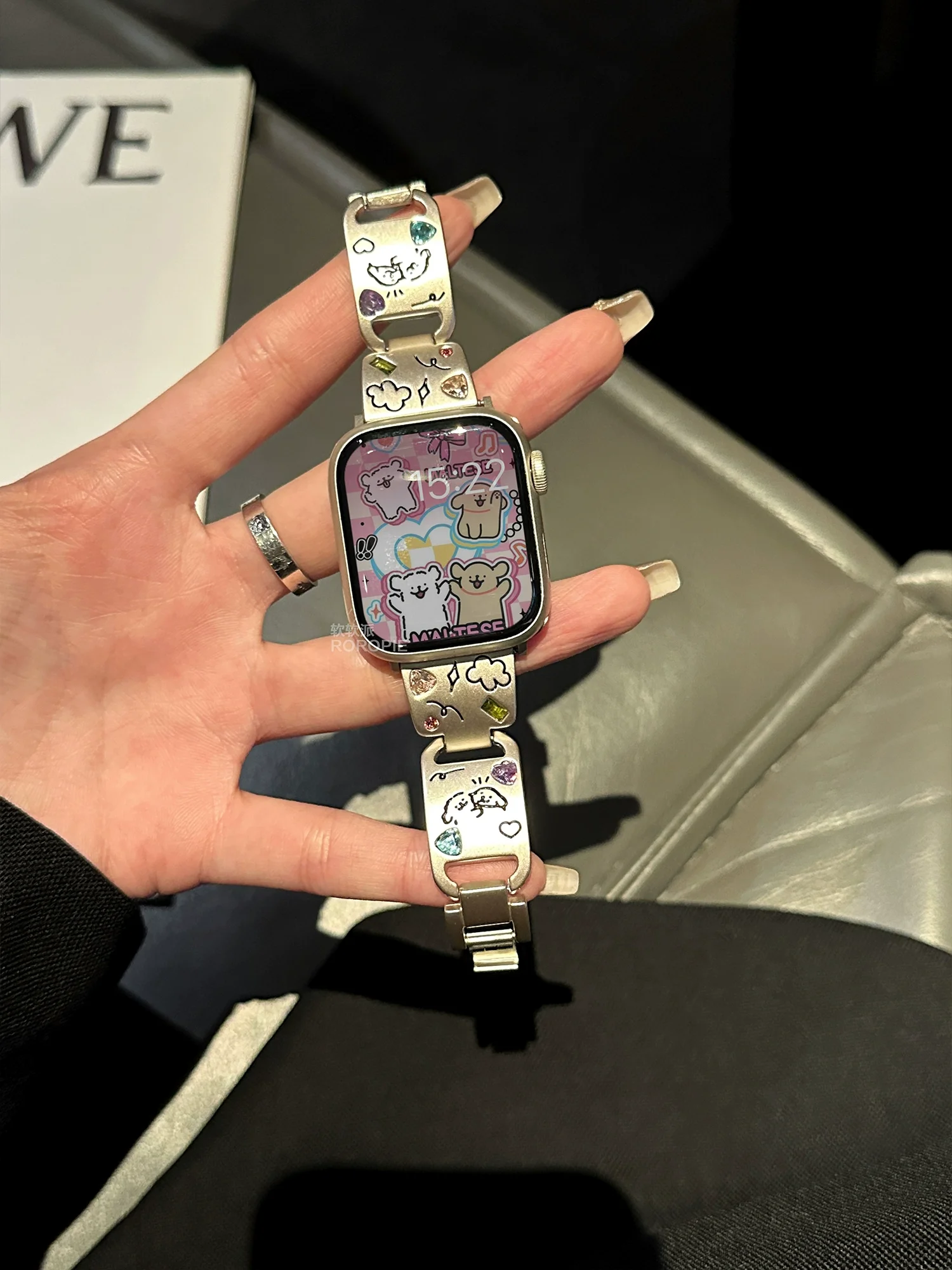 Chic Diamond-Accented Glossy Metal Cat Bracelet Strap