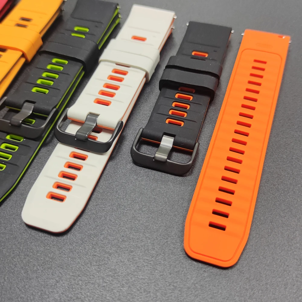 Silicone Sports Strap for Smartwatches - 20/22mm Adjustable Band in Various Colors
