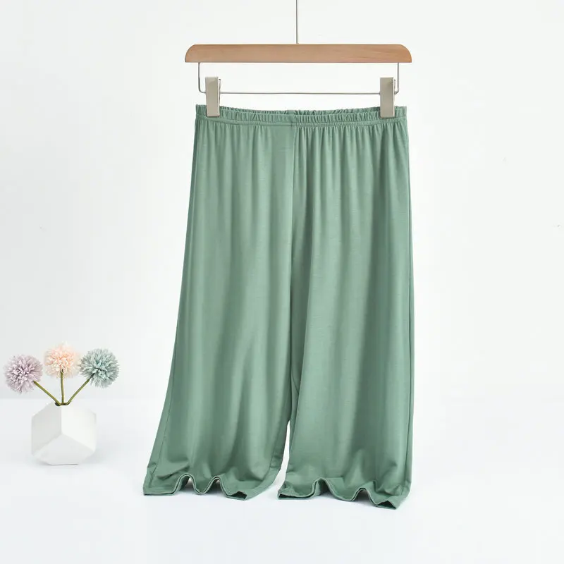 Image of Plus size Mid-Calf Loose Fit Comfortable Pant