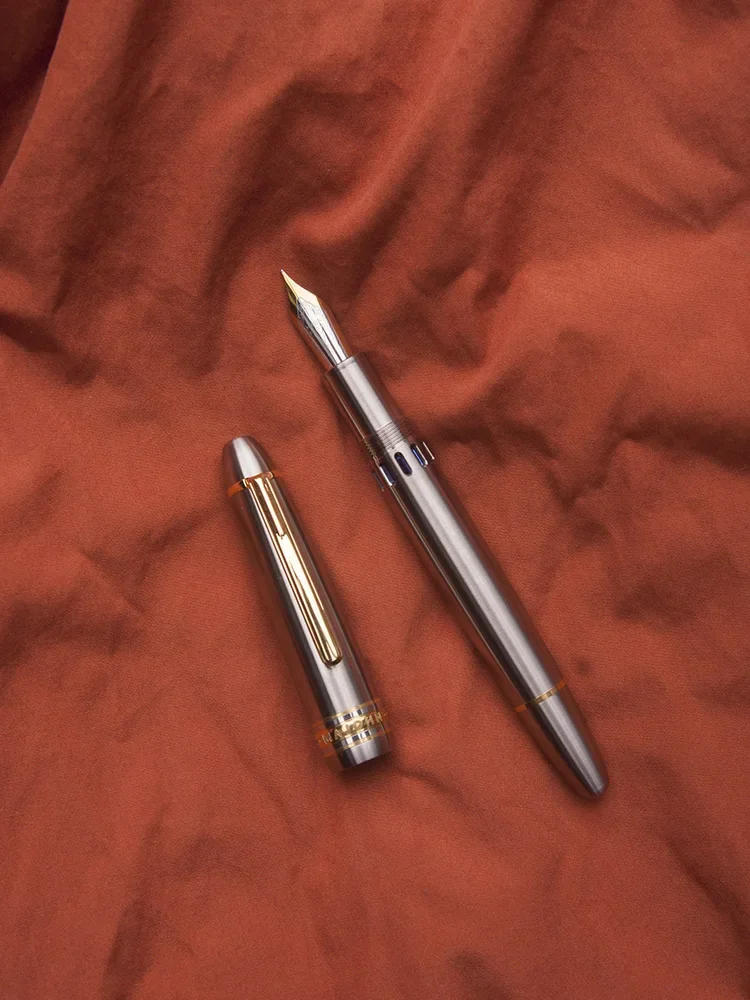MAJOHN Ti-136 Metal Piston Fountain Pen Titanium Alloy EF/F/M 0.38/0.5/0.7mm Nib Ink Pen Luxuris Writers Office Business Gift 3