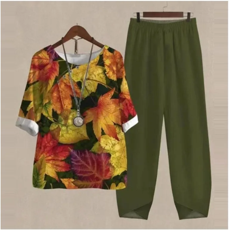 Women's casual printed two-piece set with O-neck pullover top and matching long pants for summer holidays and everyday wear. dRK