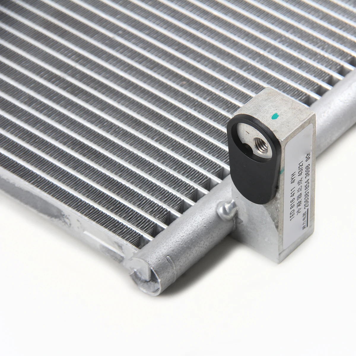Air Condition AC Condenser Fit For VW ID.4 ID.3 AUDI Q4 Skoda Enyaq Seat Born 1EA816411A