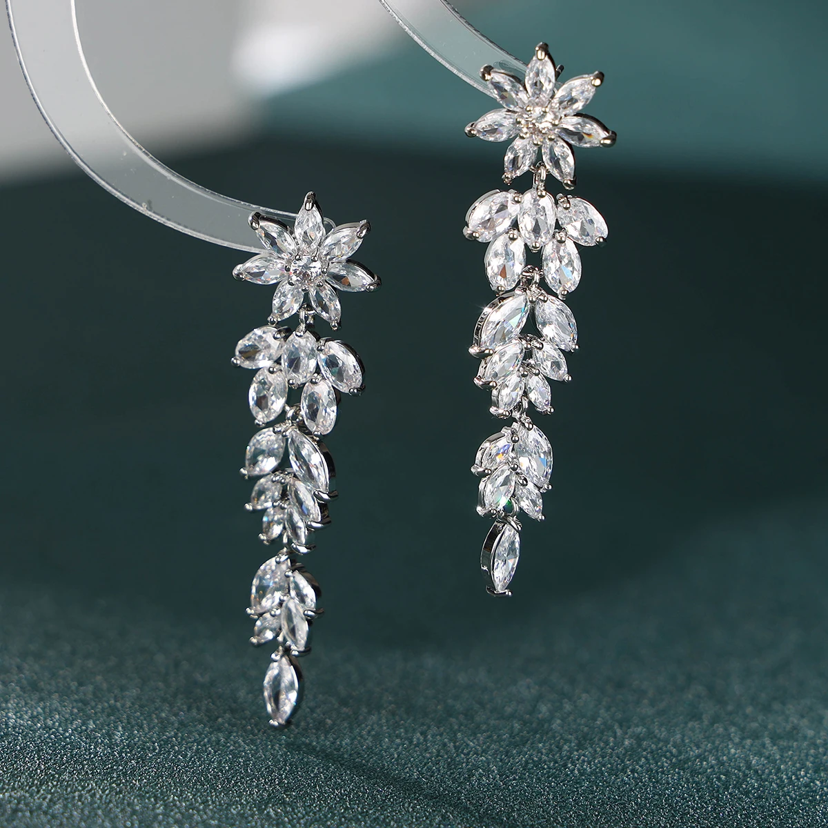 Bridal marquise wedding earrings, wedding bridesmaid earrings, women's cubic zirconia rhinestone pendant earrings