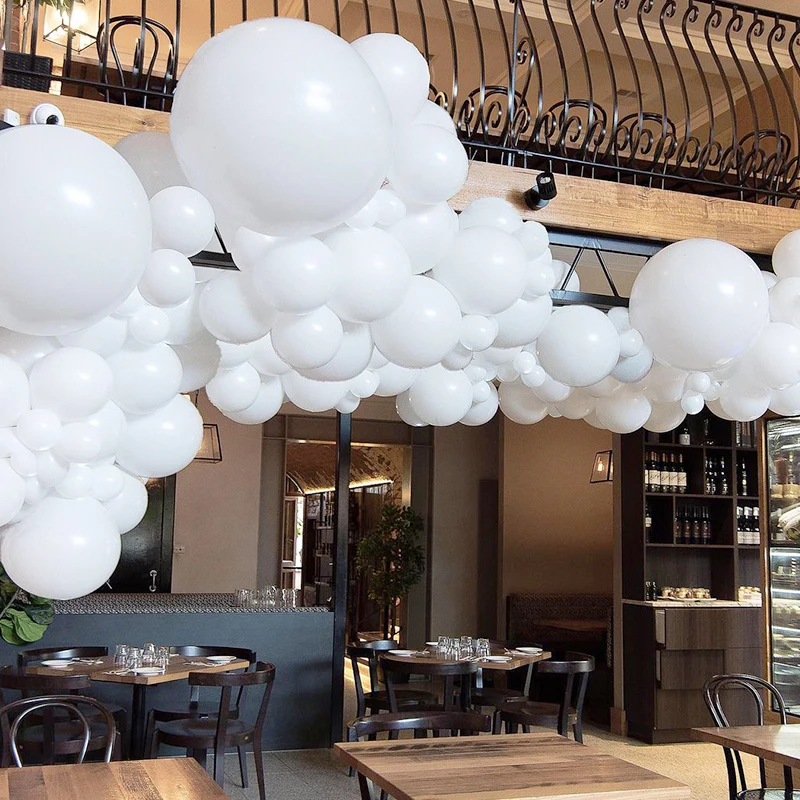 Liam Balloon Matt White 55 cm