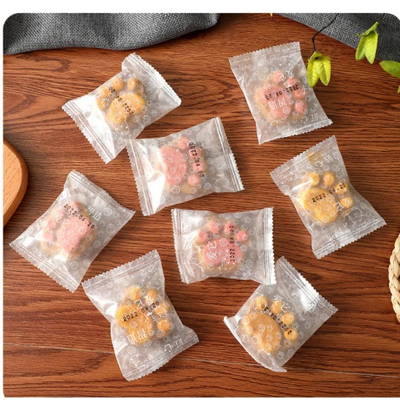 Cat and Dog Freeze Dried Snacks 10/20/50Pcs Pet Nutritional Snacks for Cats Freeze-Dried Cat Claw Biscuits Dog Snacks Pet Training Reward for Cat Dogs