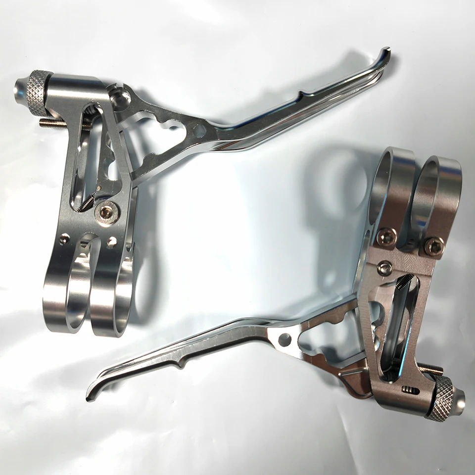 電車 ブレーキハンドルと工具 電車 ブレーキハンドルと工具