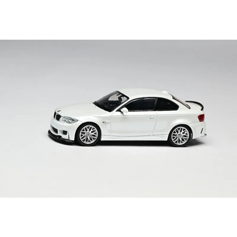 7CM 모델 1/64 BMW E82 1M 쿠페 스포츠 합금 자동차 모델 컬렉션 데스크탑 장식품 선물