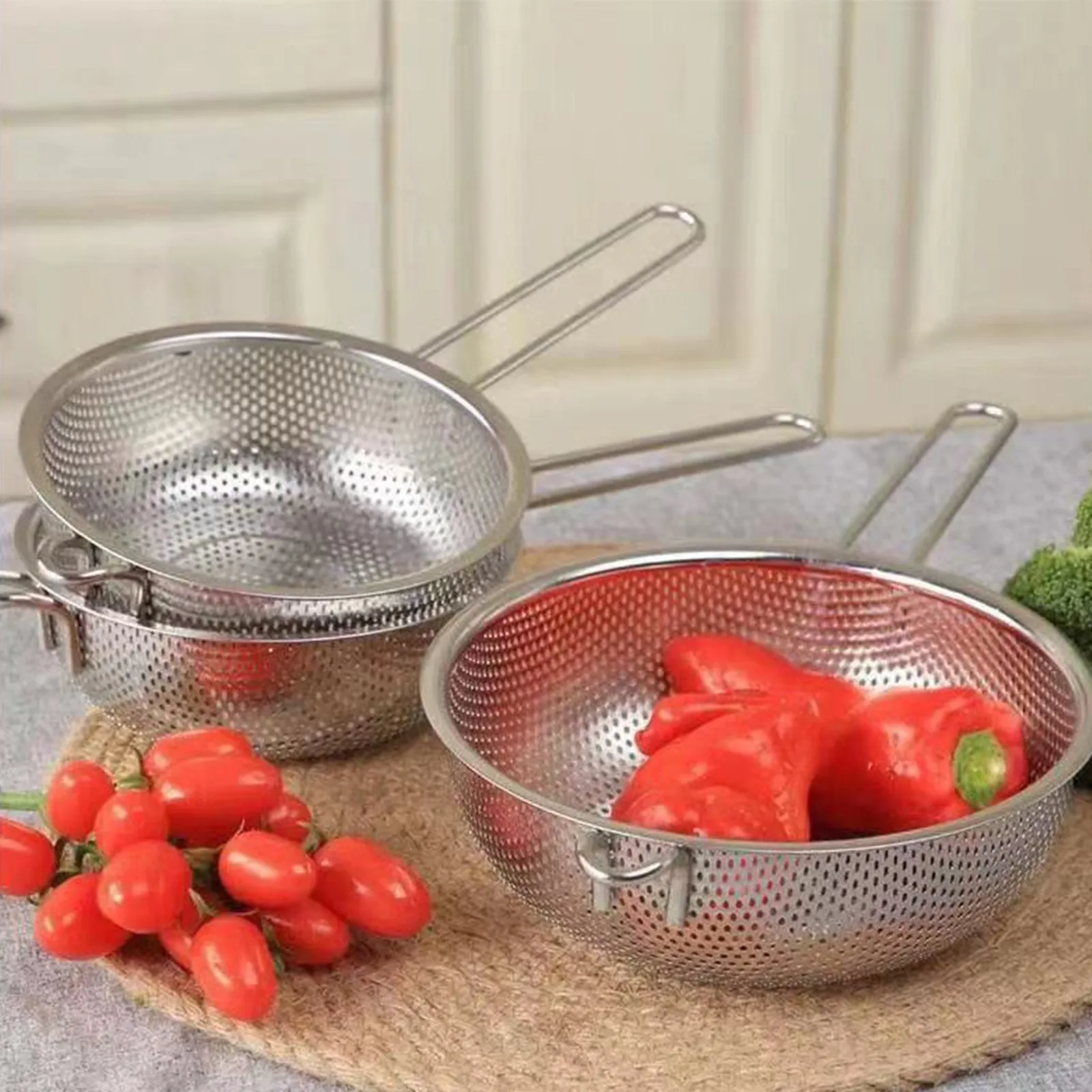 Stainless Steel Single Handle Basket Dense Hole Colander Vegetable Washing Basket Multi-purpose Kitchen Basin organizers storage 5
