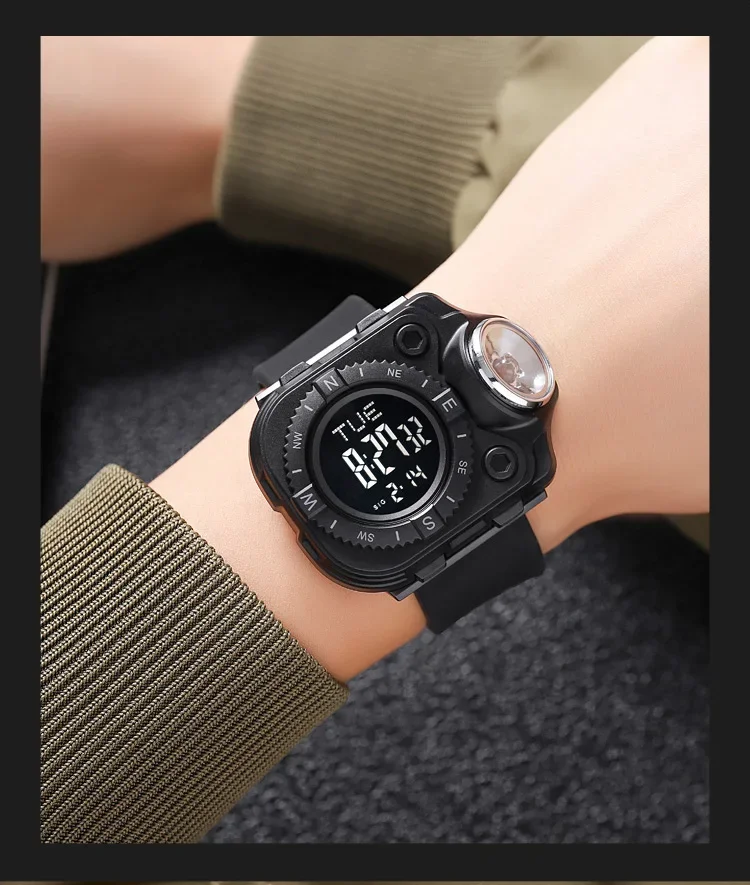 ساعت نورافکن دار ضدآب 18 S7905d2379aff4e1e811715cefbbc6971m