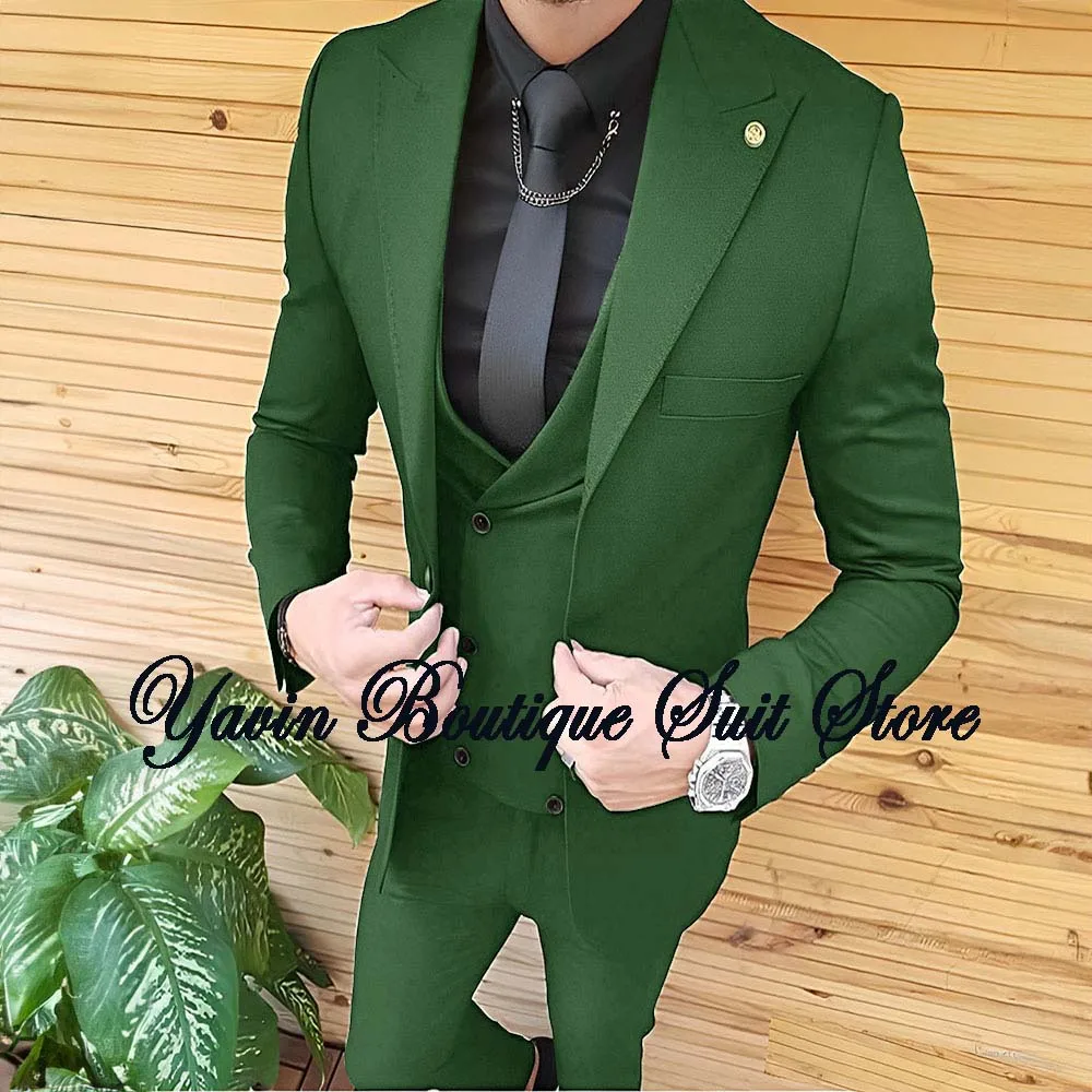 Рисунок 2 - Мужской облегающий костюм из 3 предметов