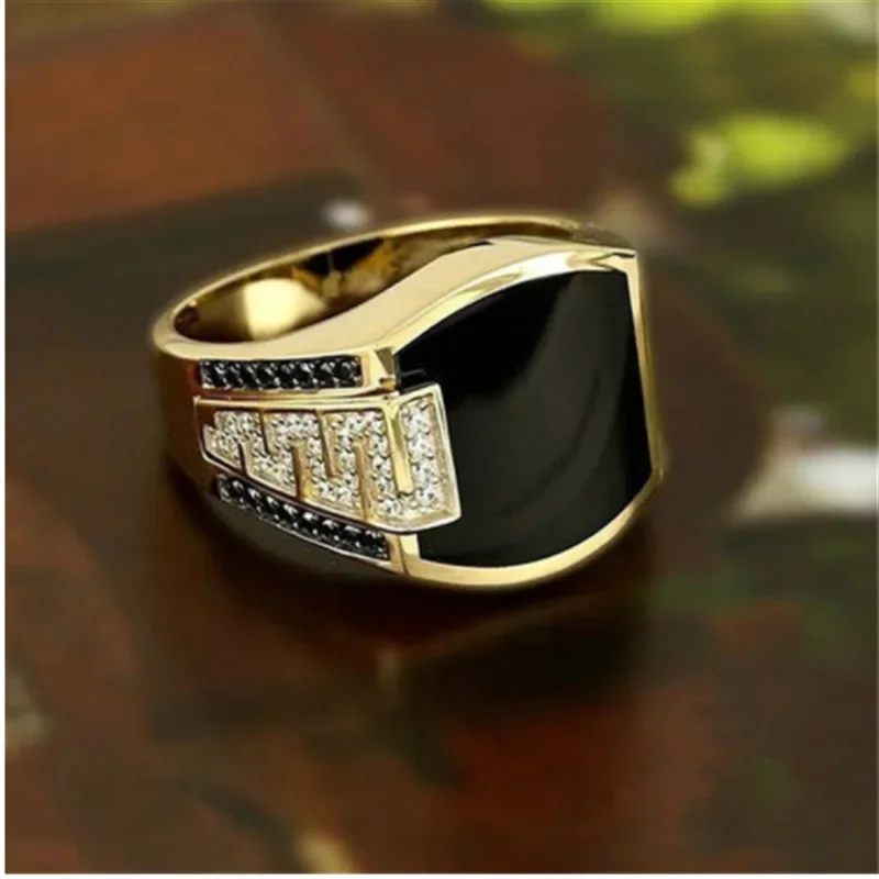 2024 Classic Men's Ring Fashion Metal Gold Color Inlaid Black Stone Zircon Punk Rings for Men Engagement Wedding Luxury  Jewelry