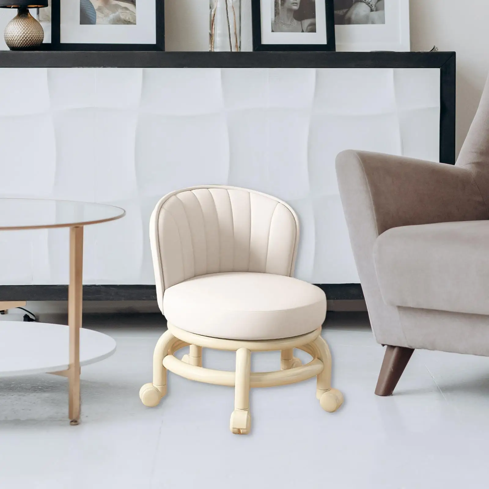 Рисунок 3 - Низкий вращающийся стул