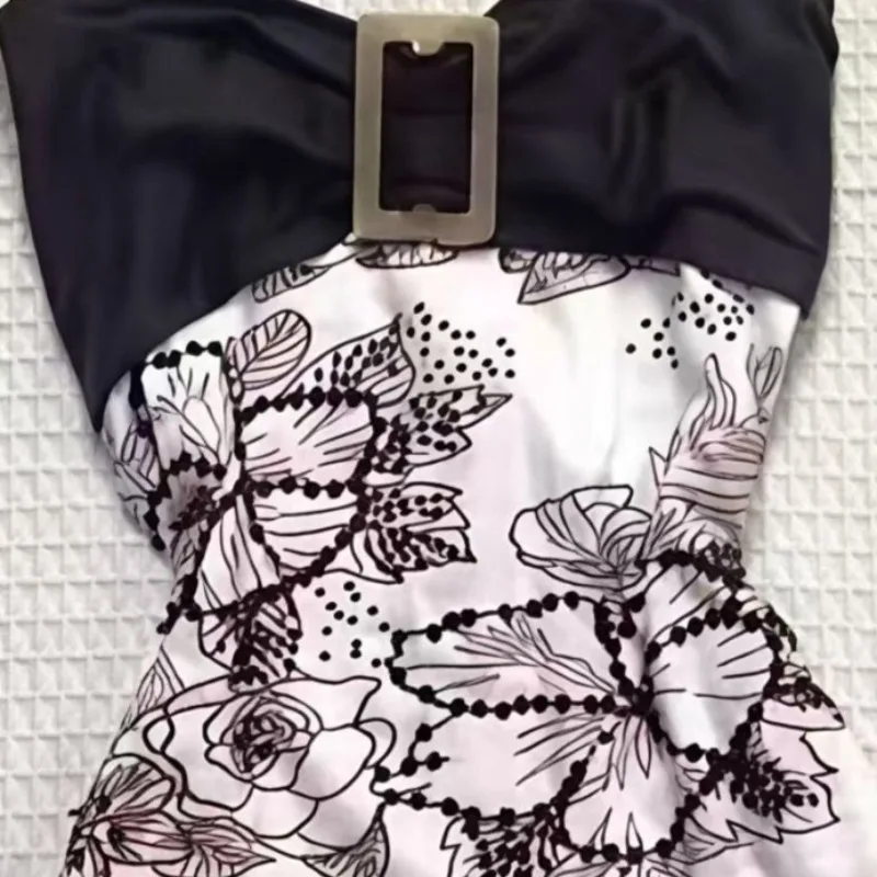 Retro Halter Top American Punk Hottie Halter Vest Harajuku Aesthetic Print Camisole Summer Splicing Design Tees Street Clothing 5