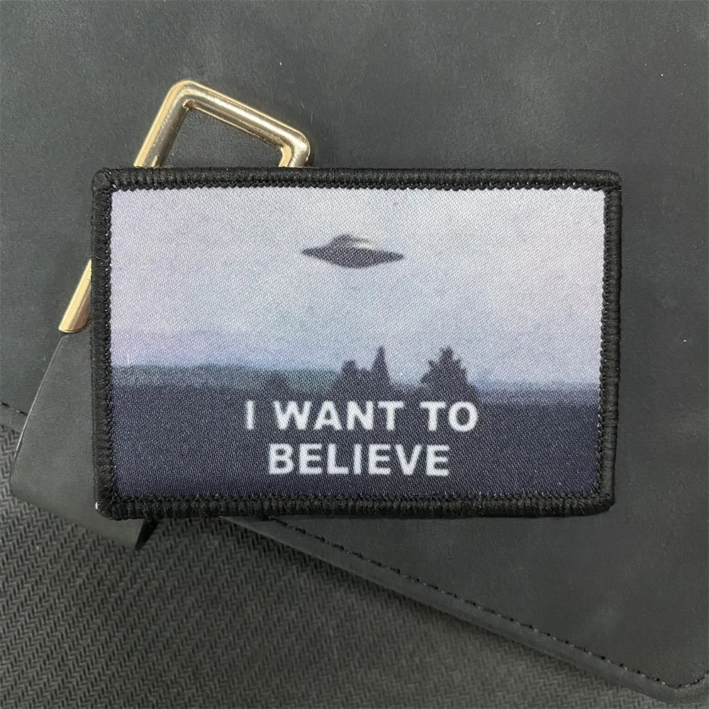 Ich möchte glauben, taktische militärische Bereich 51 Flagge Patch Druck Klett verschluss UFO Raumschiff Moral Abzeichen Armband Rucksack Patch