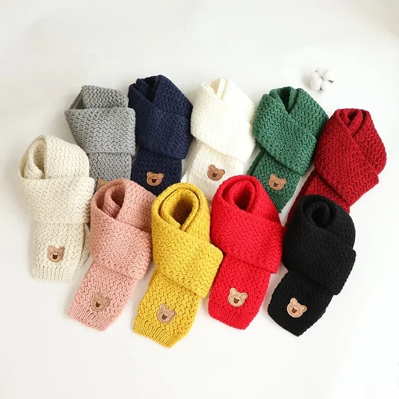 New Trendy Kid Scarf Boys Girls Cute Knitted Acrylic Warm Soft Small Scarf Baby Boys Cartoon Bear Pattern Red Christmas