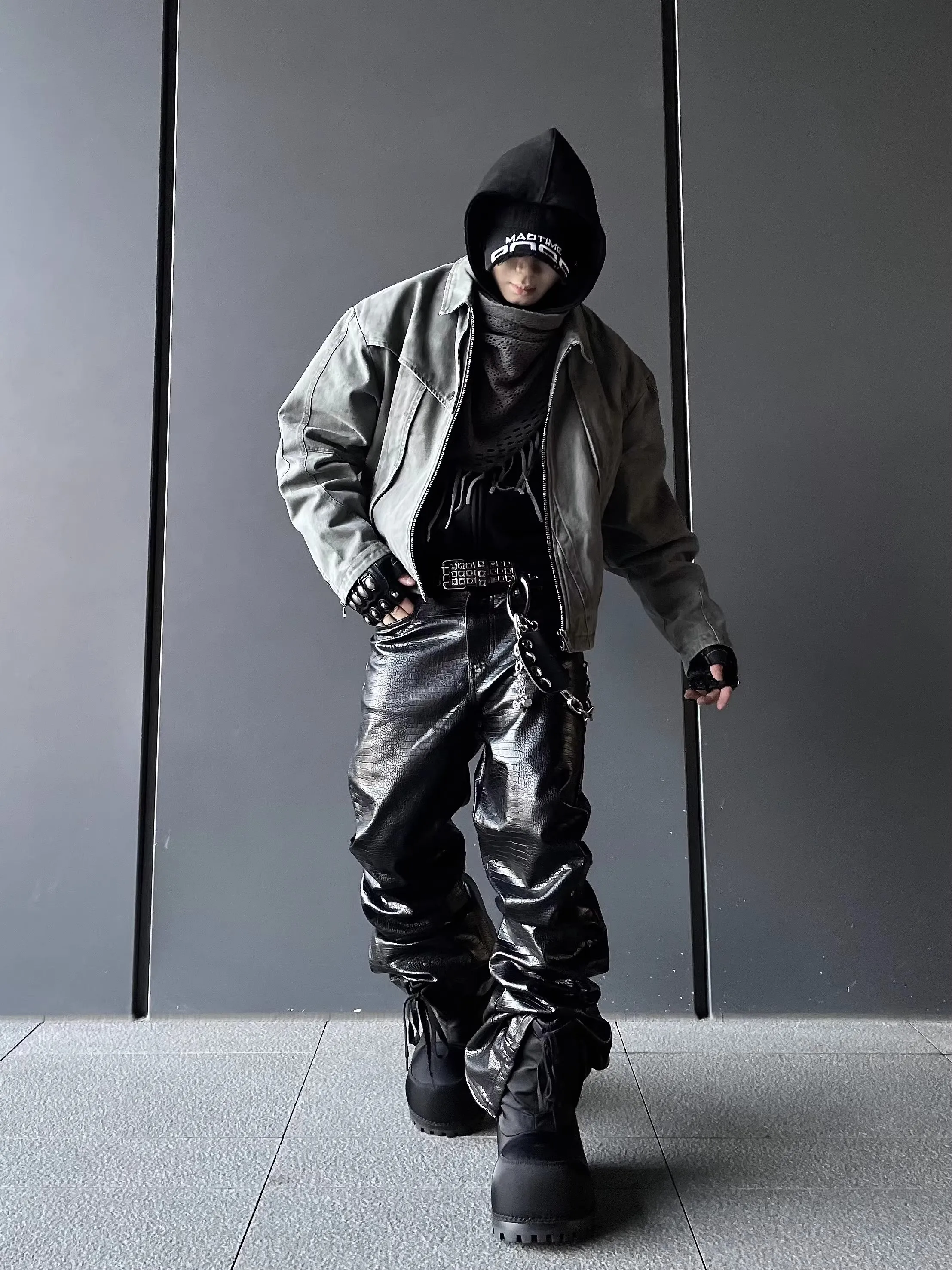 S79129adeb97c41e69fdaebc1c607a